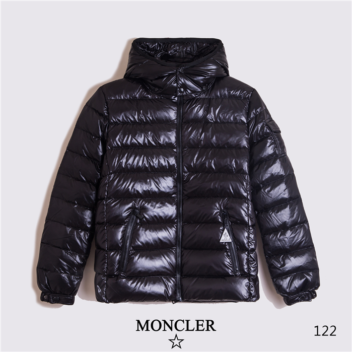 Moncler Men's Outwear 230